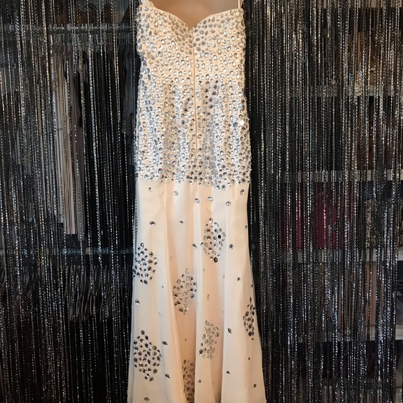 Prom Dress - Picture 2 of 2